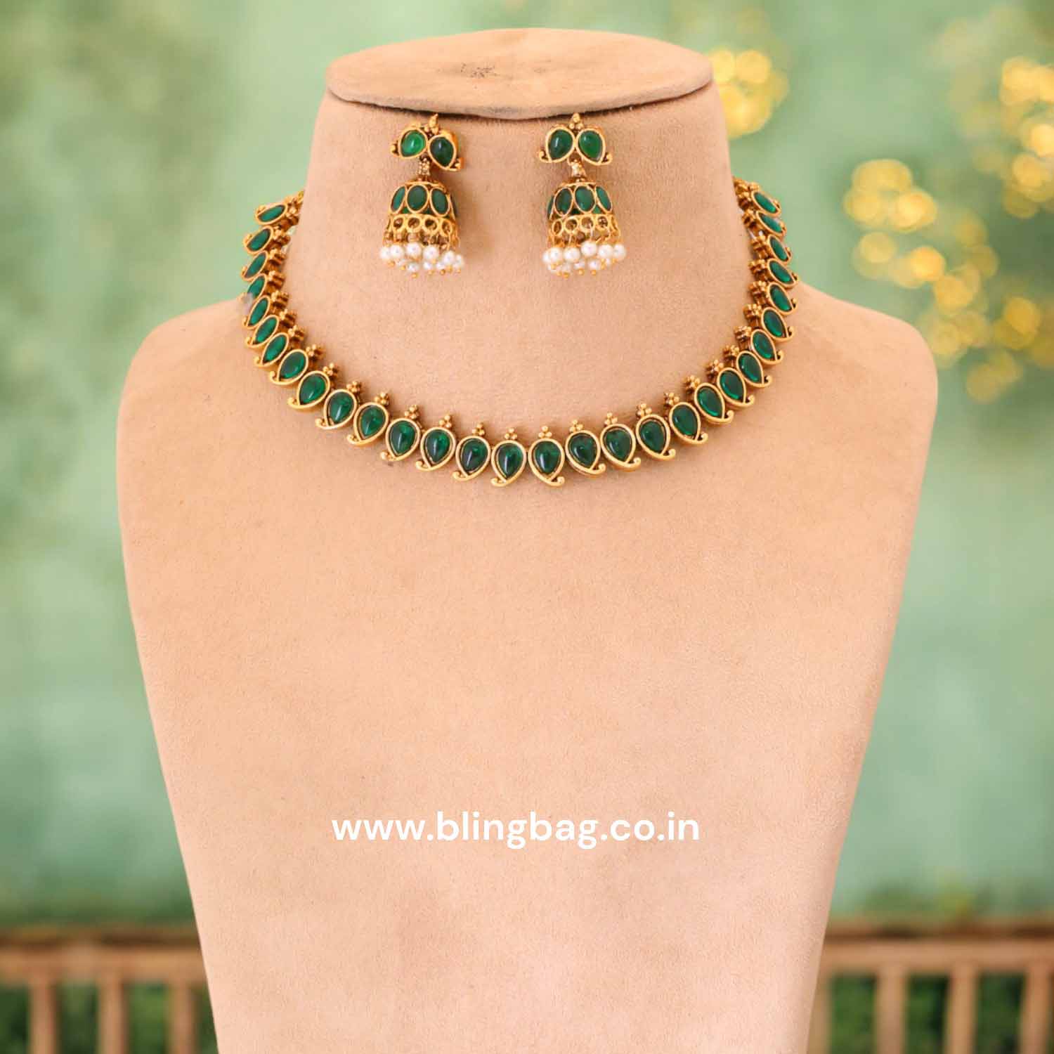 Emerald Kumuda Antique Jewellery Set- New Arrival - Image 2