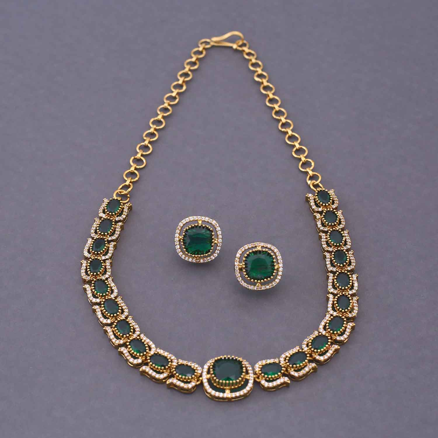 Emerald Lament Victorian Jewellery Set - New Arrival - Image 3