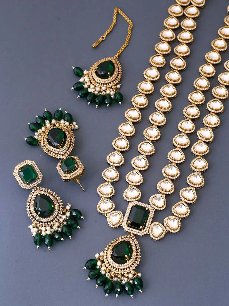 Emerald Lexi Kundan Jewellery Set - Image 4