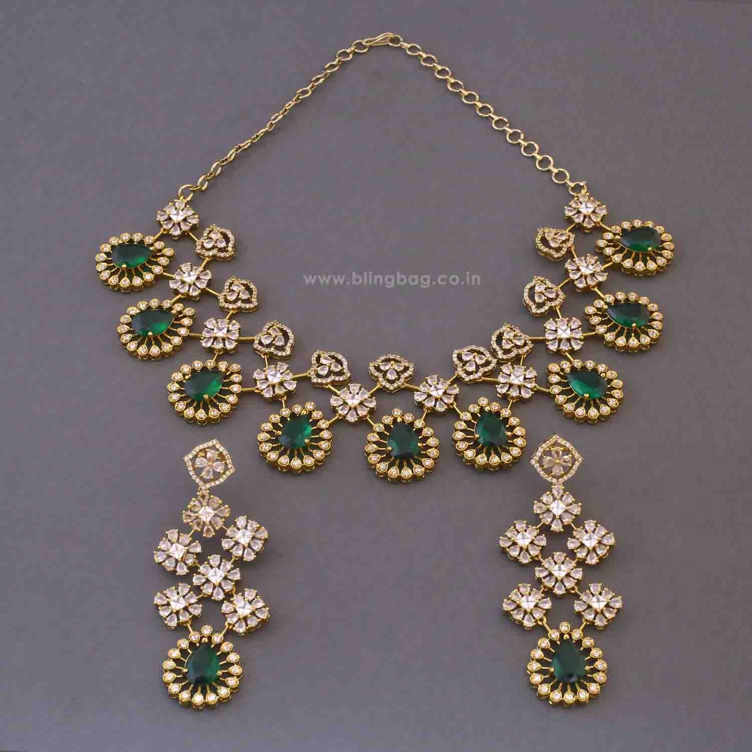 Emerald Lioren Victorian Jewellery Set - New Arrival - Image 4
