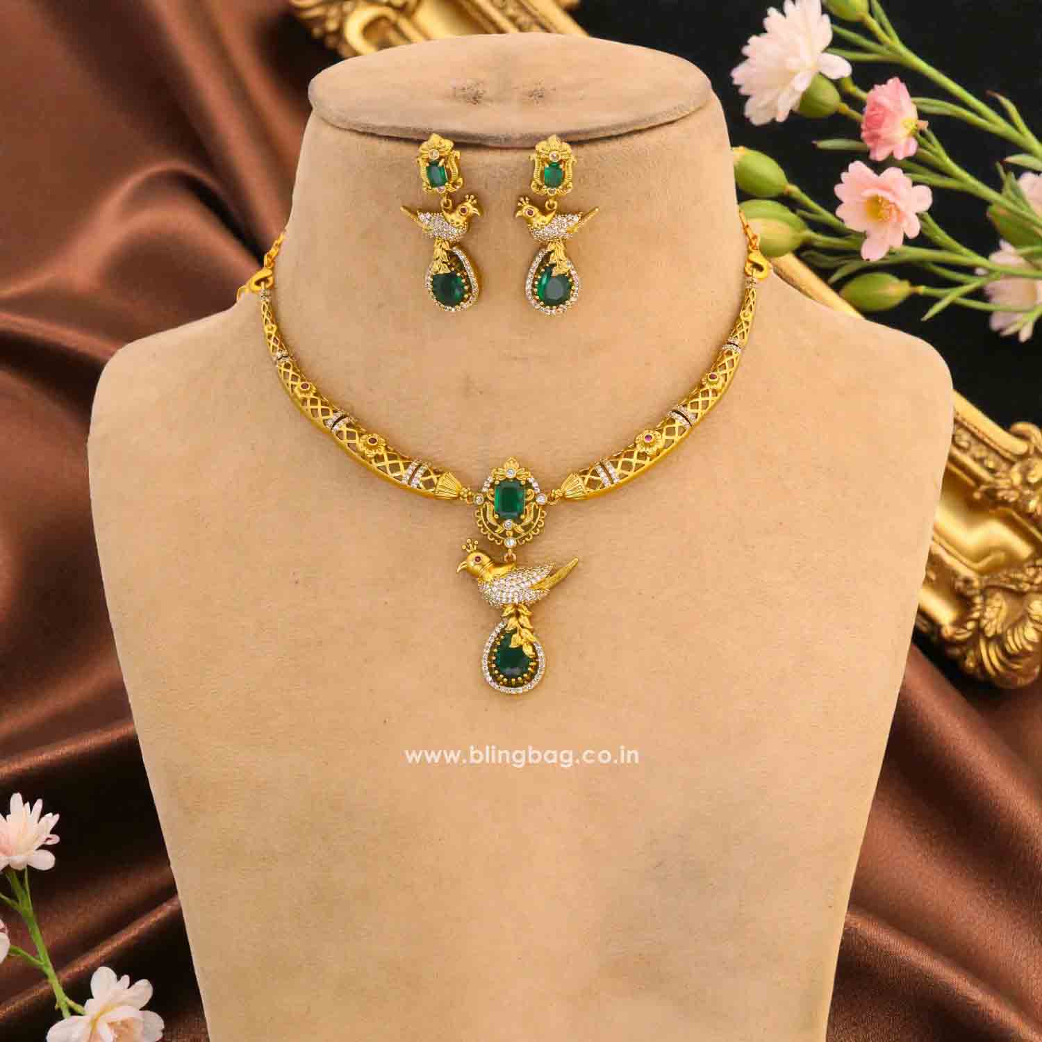 Emerald Lubava Hasli Victorian Jewellery Set - New Arrival - Image 3