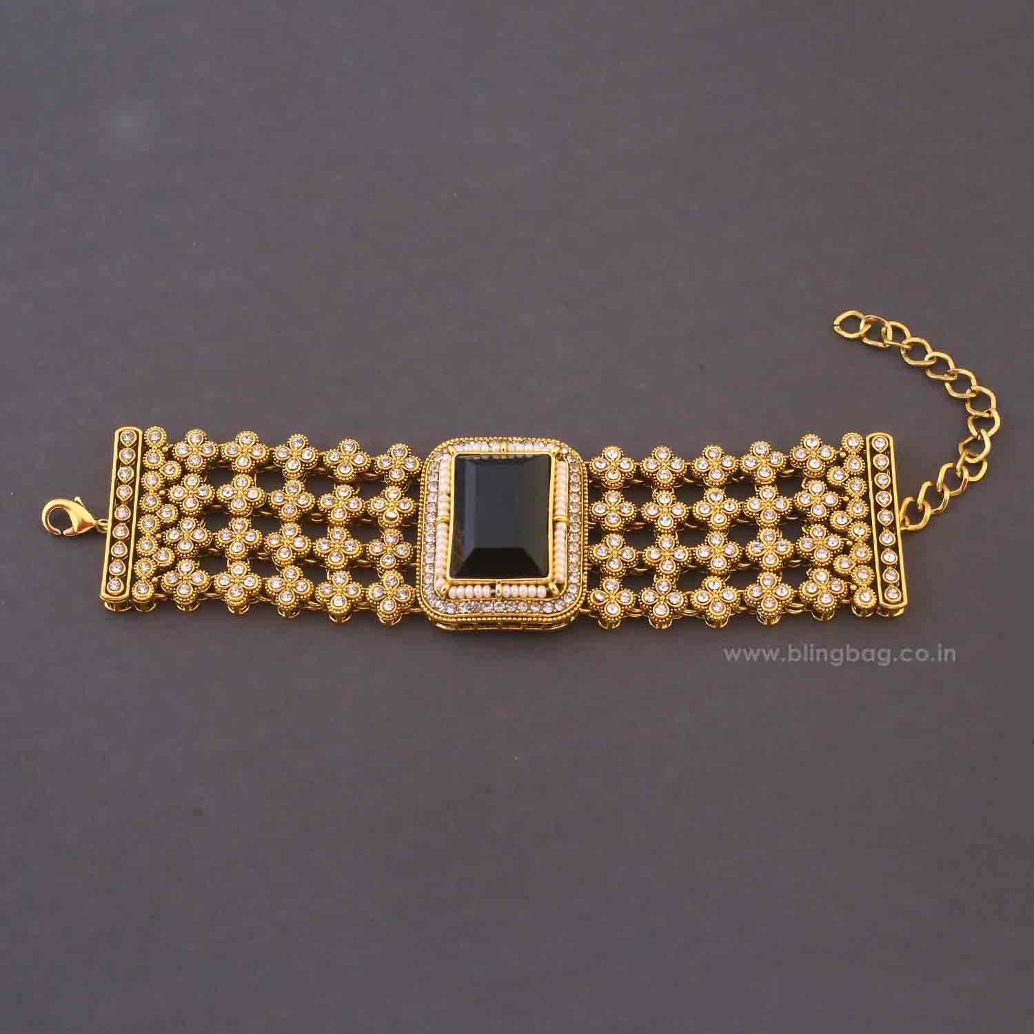 Emerald Manasi Bracelet - Image 3