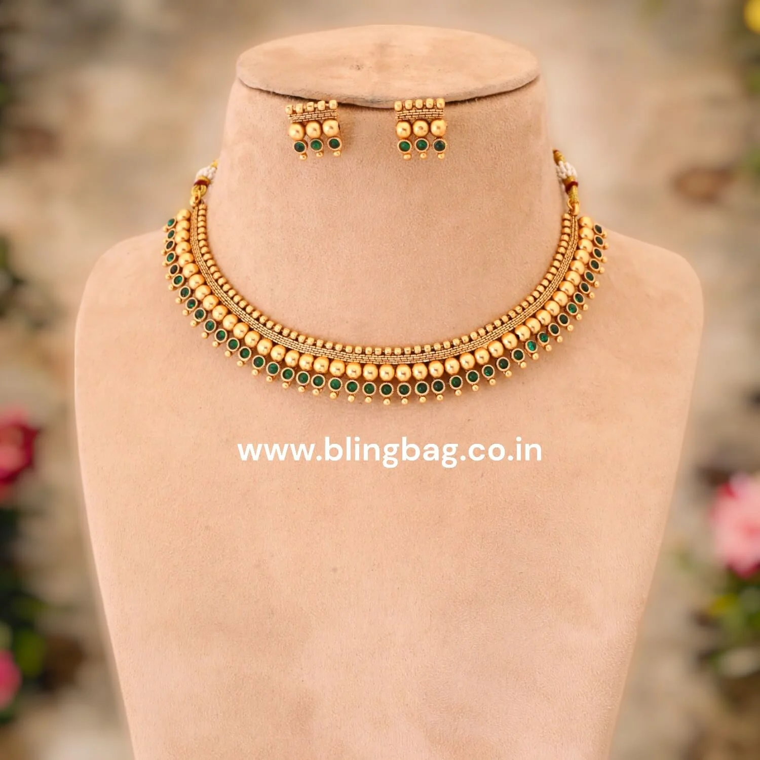 Emerald Meghana Antique Jewellery Set - New Arrival - Image 2