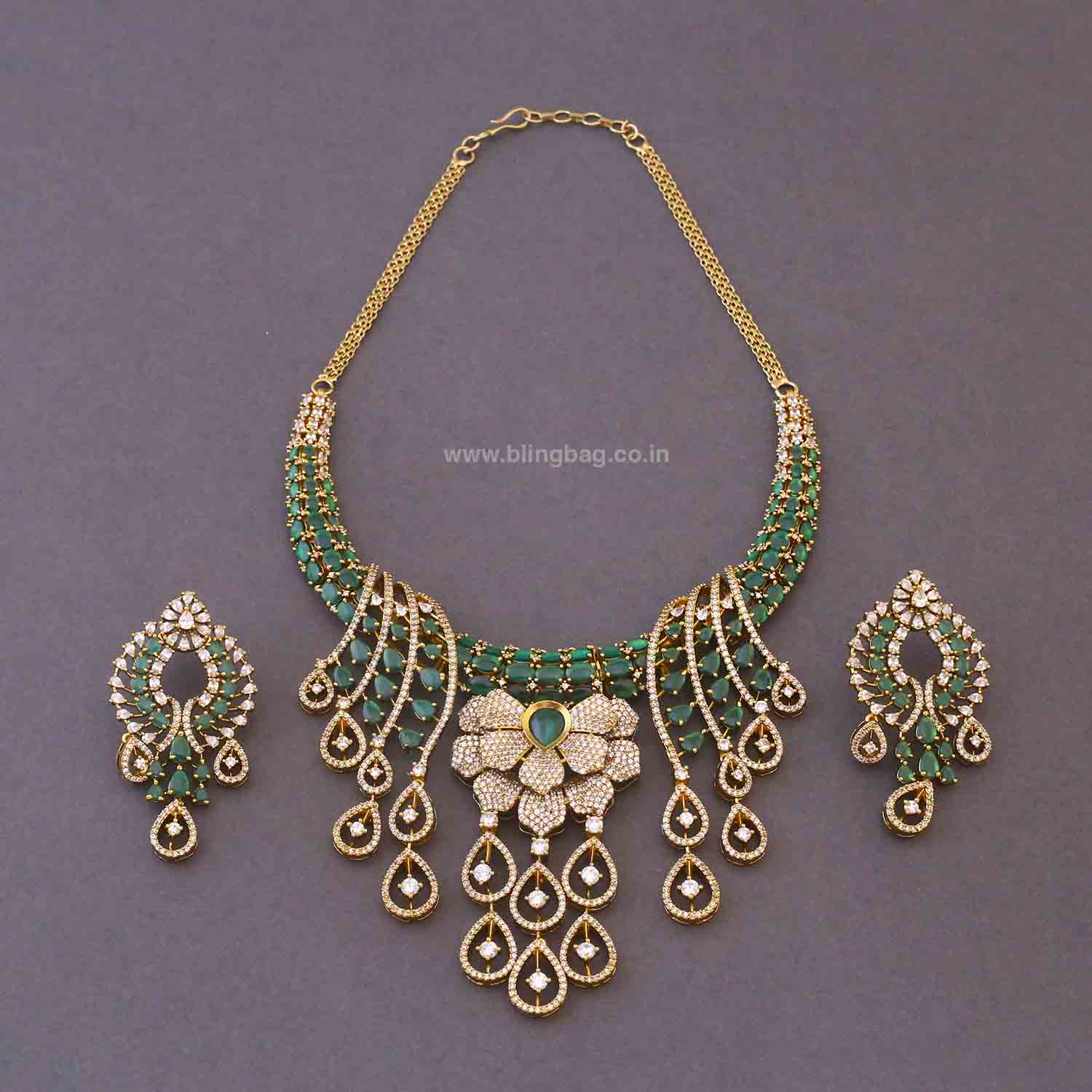 Emerald Mialyn Hasli Victorian Jewellery Set - Image 4