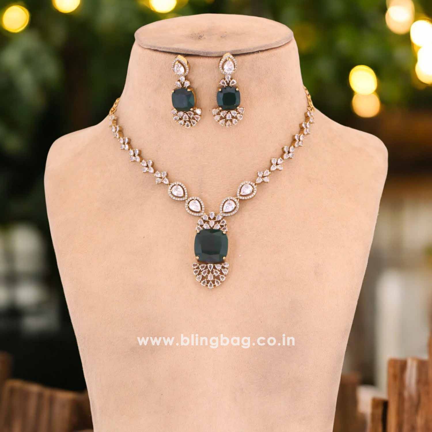 Emerald Mirya Victorian Jewellery Set- New Arrival - Image 2