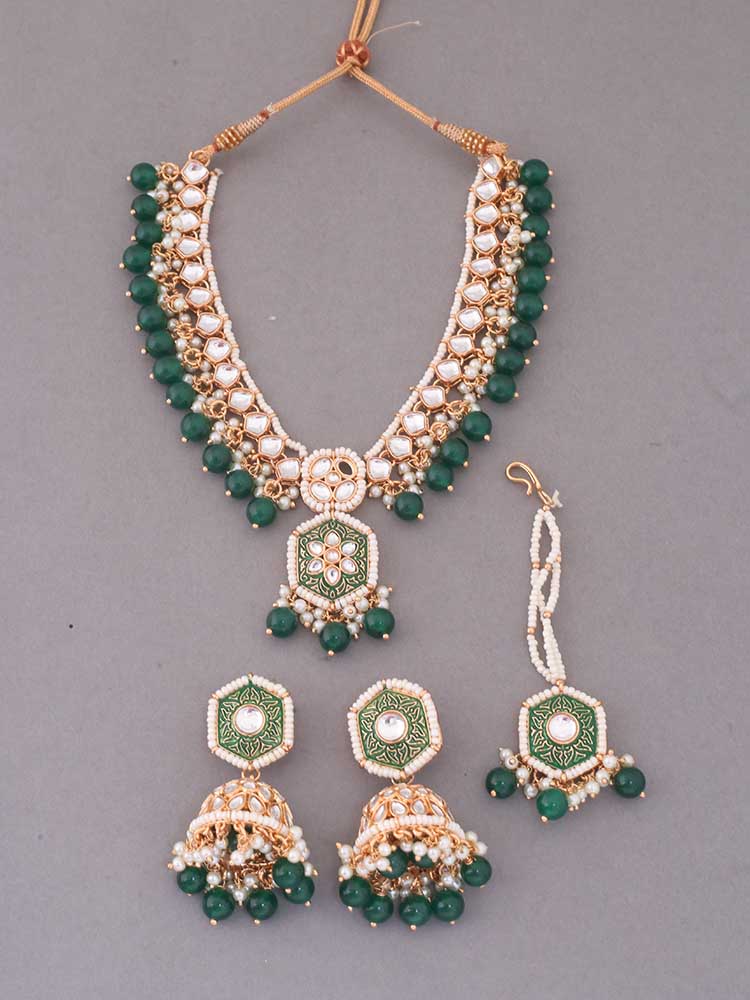 Emerald Modheshwari Jewellery Set - Image 3