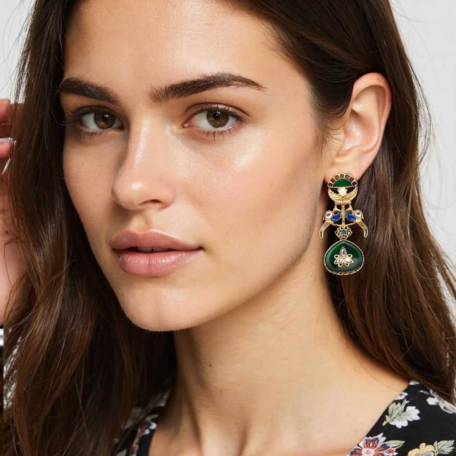 Emerald Myan Danglers - Image 2