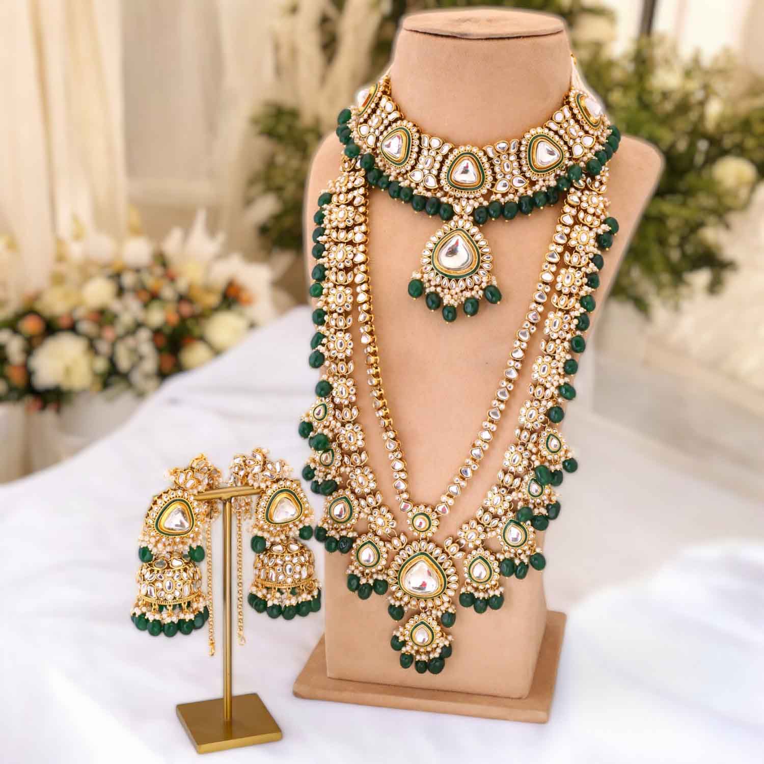Emerald Narmida Bridal Jewellery Set - Image 2