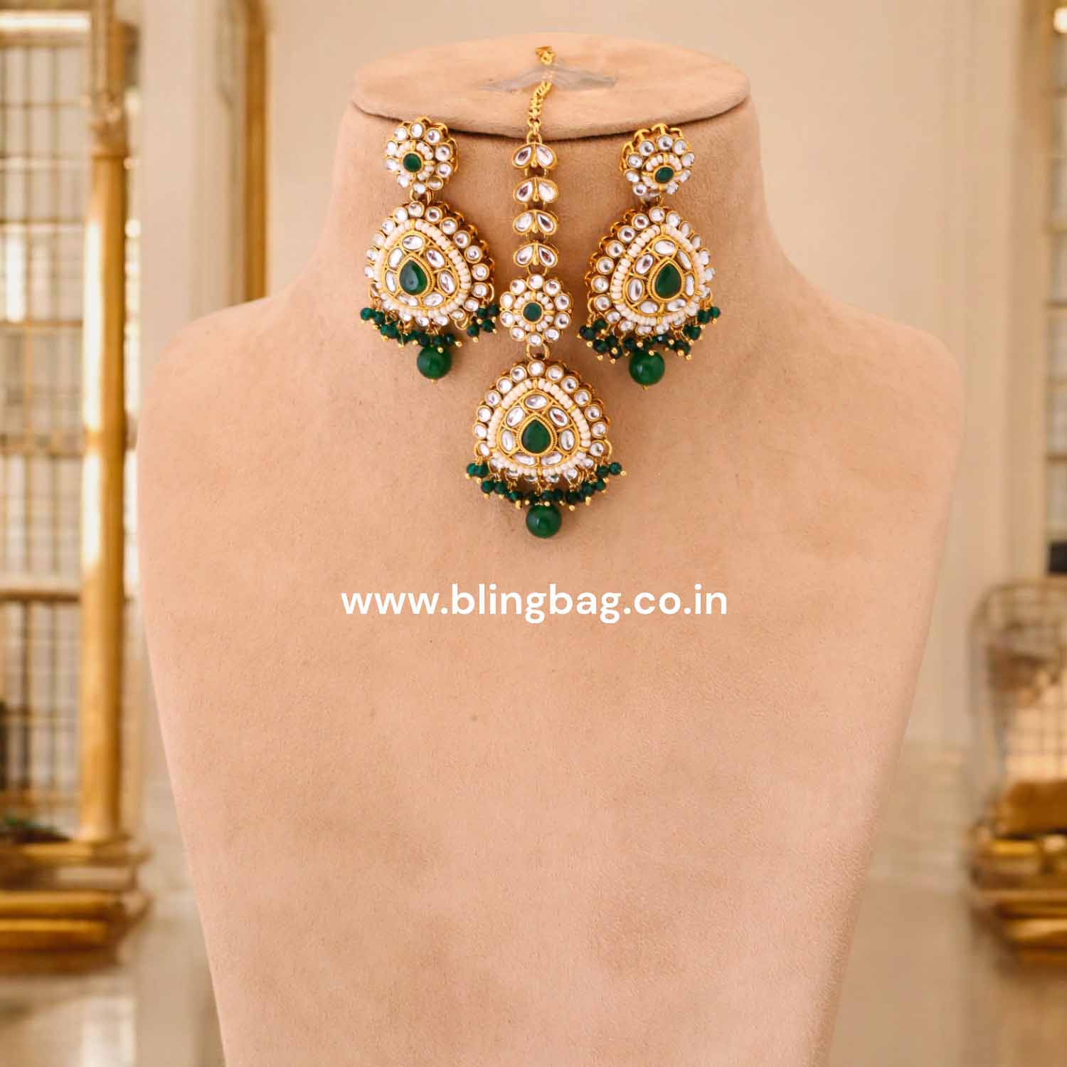 Emerald Nayra Kundan Jewellery Set - Image 3