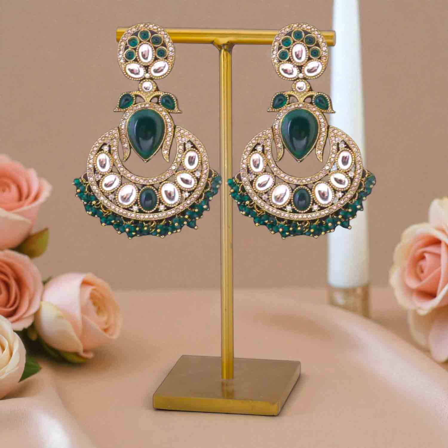 Emerald Nilofer Chaandbalis