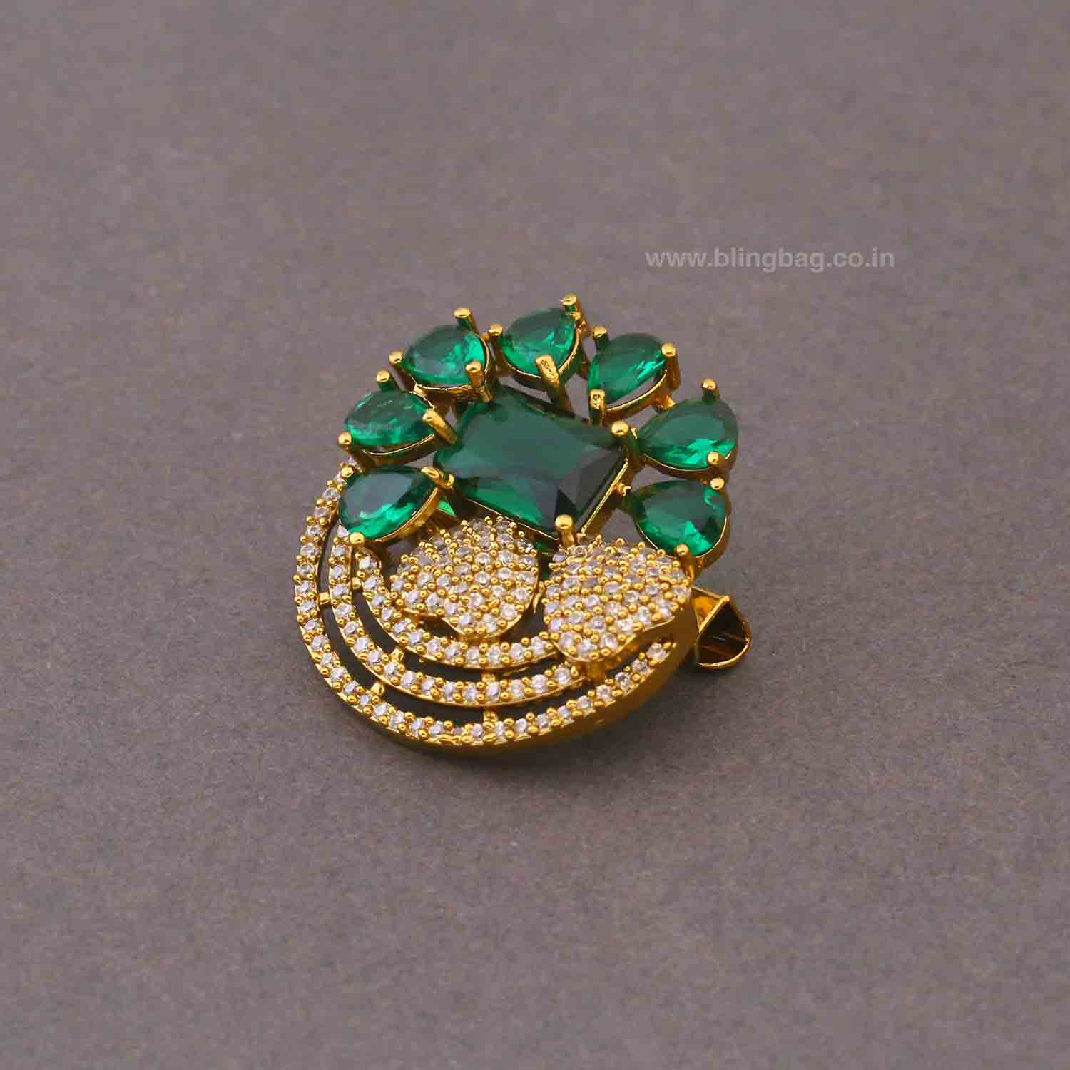 Emerald Parie Brooch - Image 3