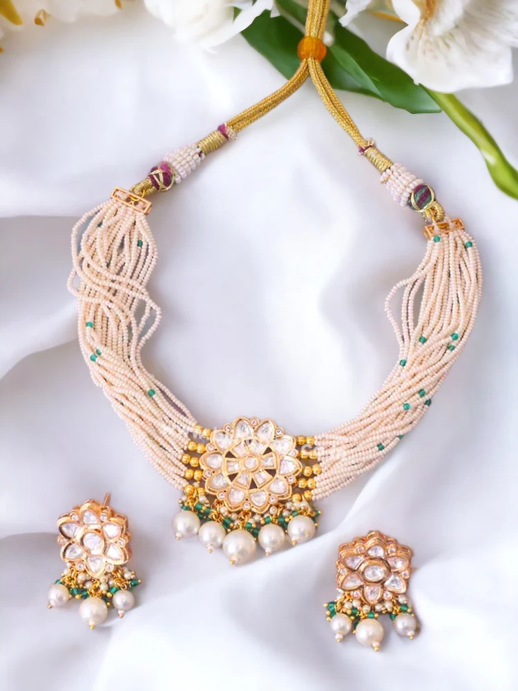 Emerald Phoenix Jewellery Set - Image 2