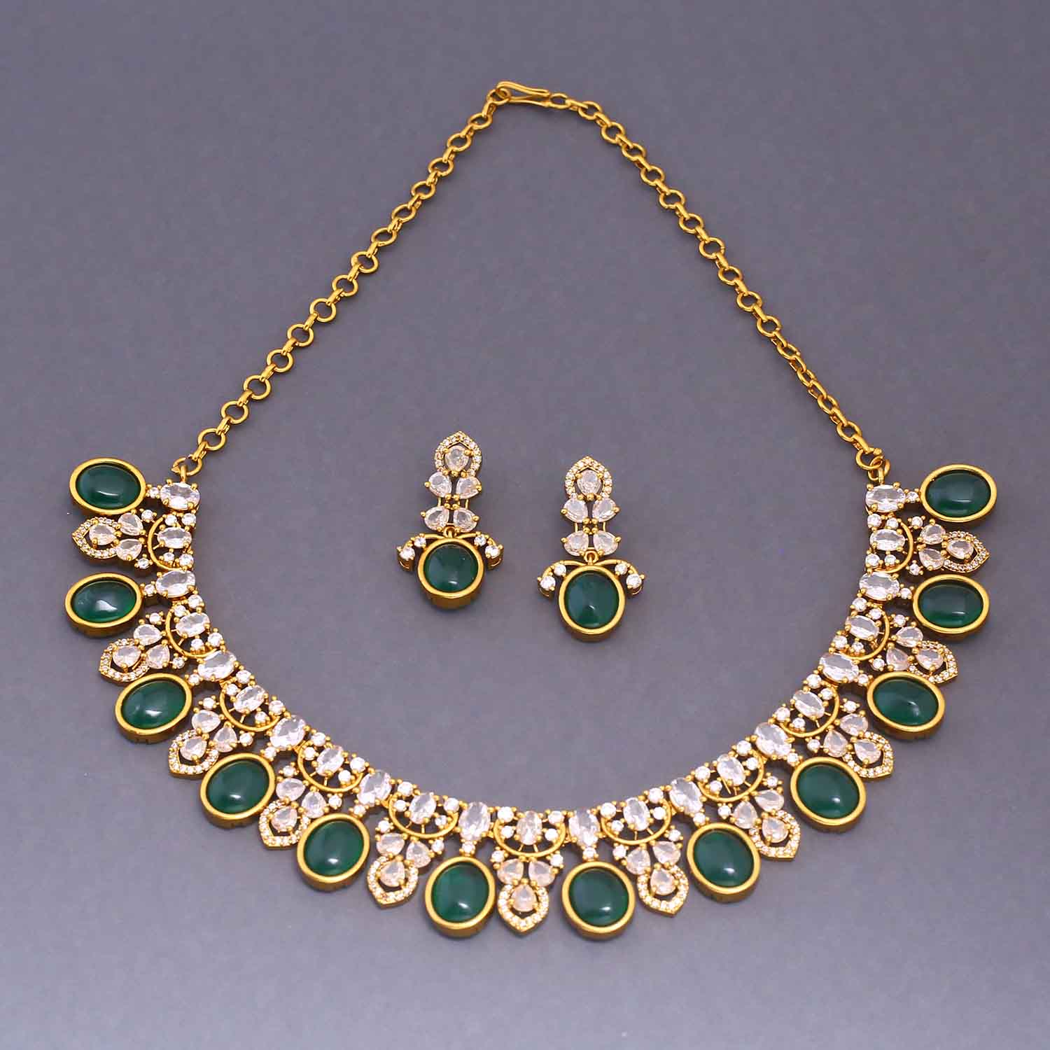 Emerald Rajasi Victorian Jewellery Set - New Arrival - Image 4