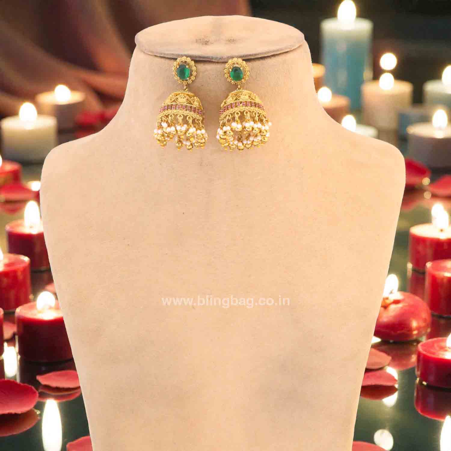 Emerald Rajeshwaria Hasli Temple Jewellery Set - New Arrival - Image 4
