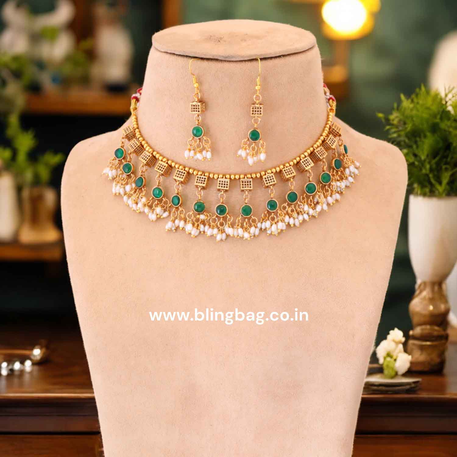 Emerald Ridhima Antique Jewellery Set- New Arrival - Image 2