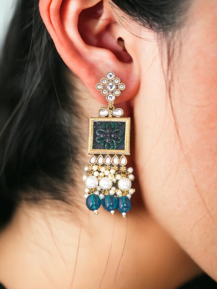 Emerald Roja Danglers - Image 2