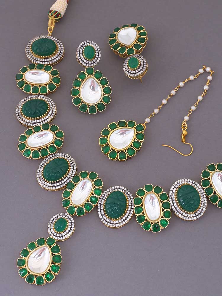 Emerald Roseline Zirconia Jewellery Set - Image 3