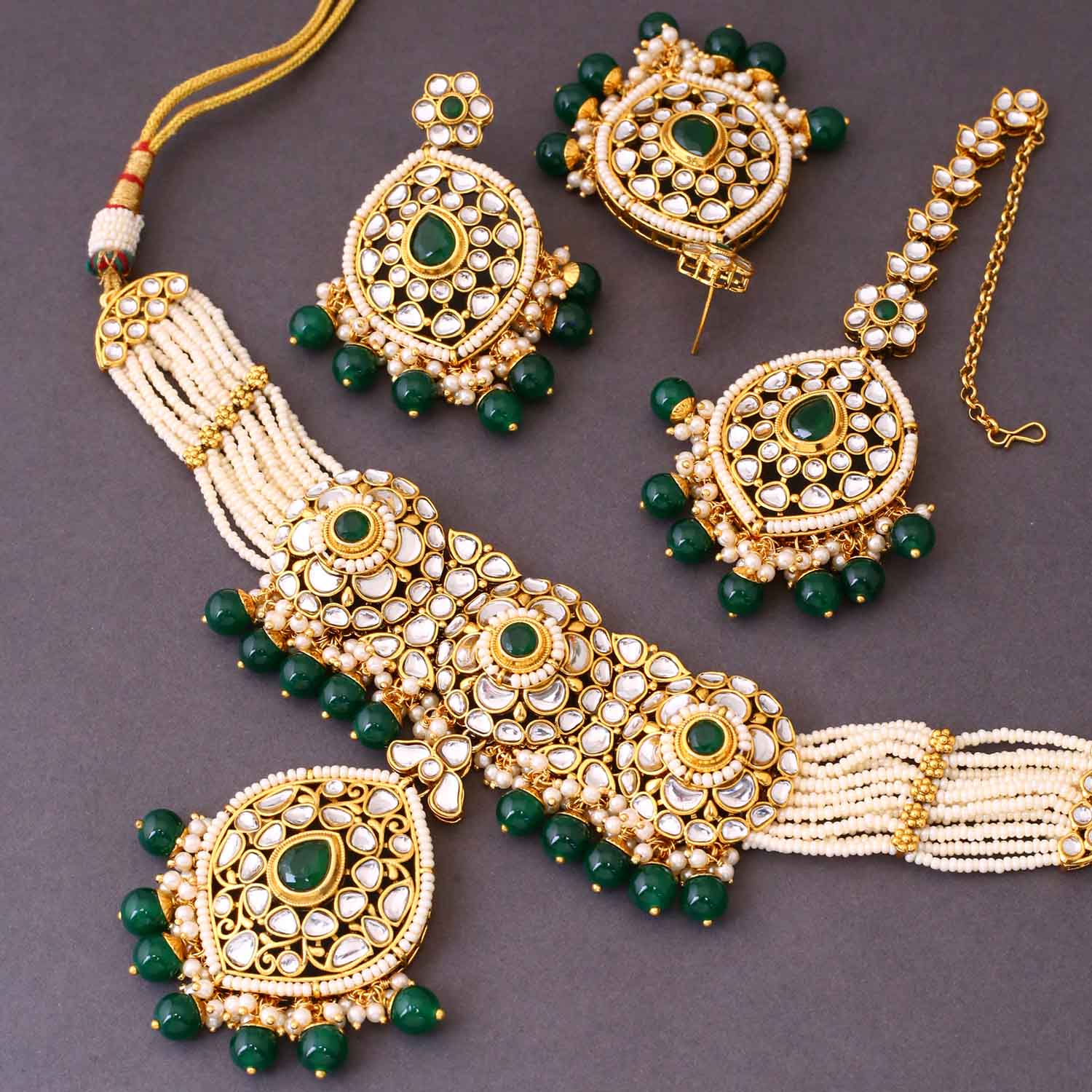 Emerald Saloni Kundan Jewellery Set - Image 5
