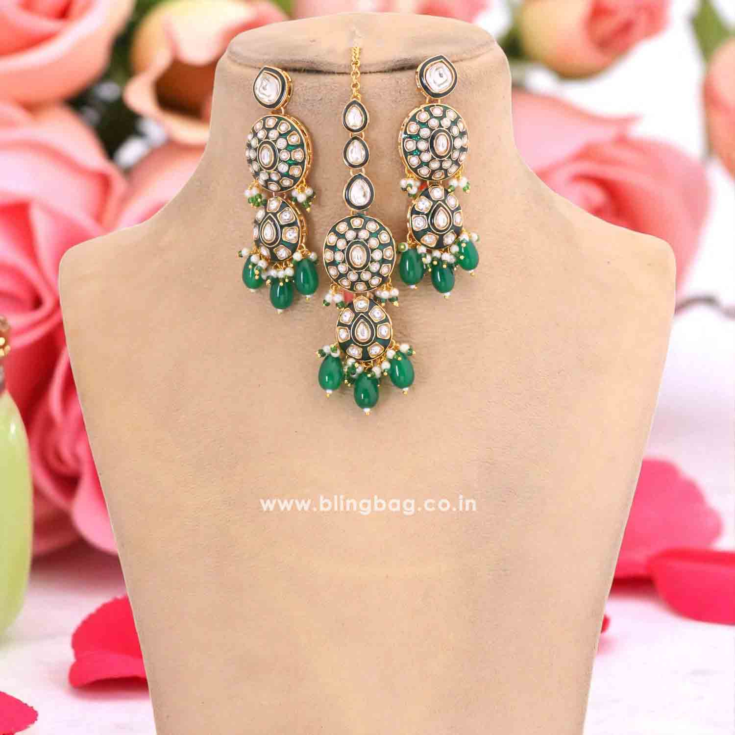 Emerald Samridhi Kundan Jewellery Set - Image 4