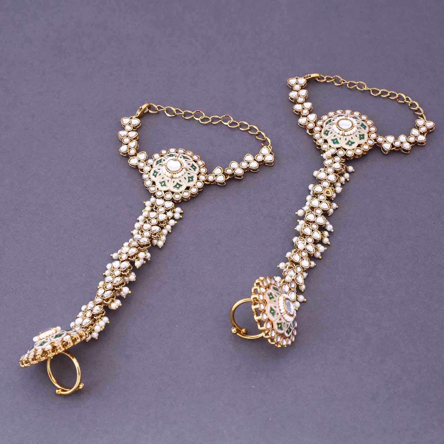 Emerald Sarthi Bridal Jewellery Set - Image 10