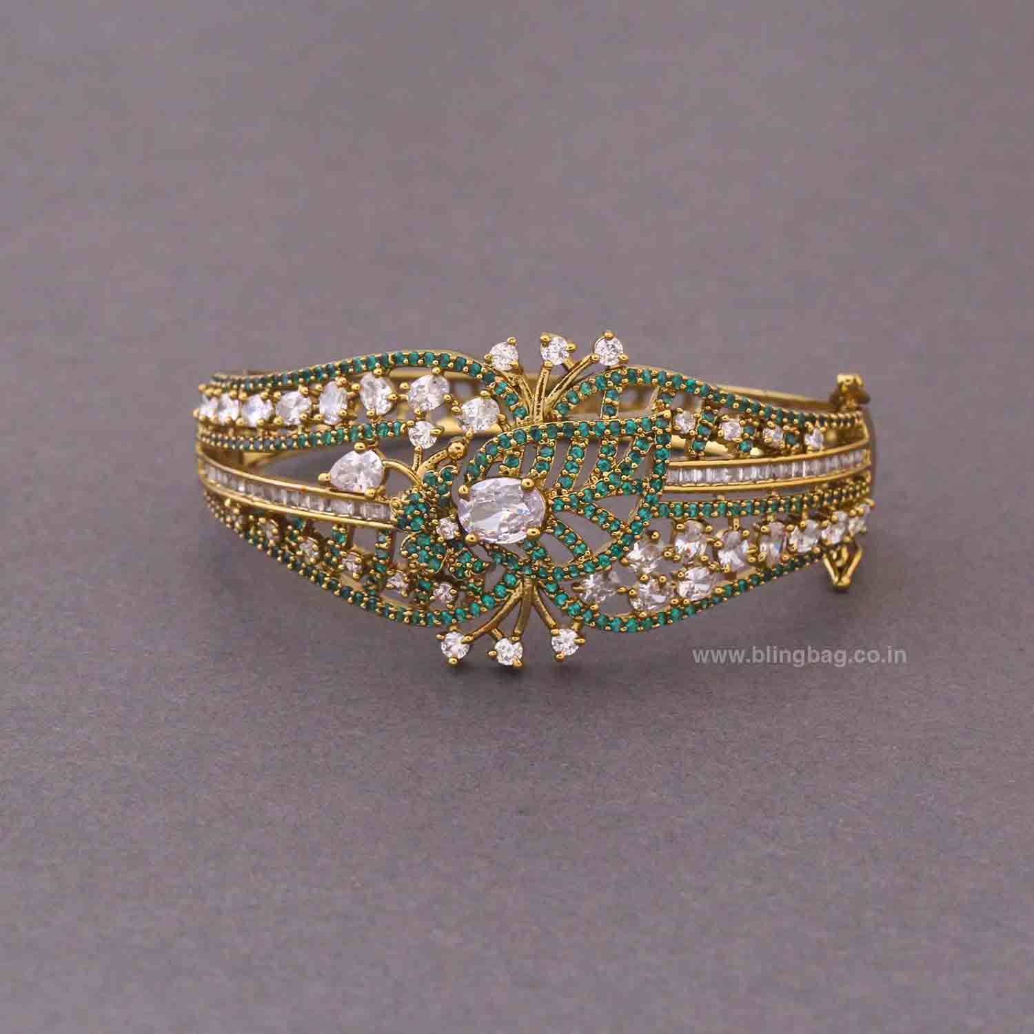 Emerald Scarletta Victorian Bracelet - Image 4