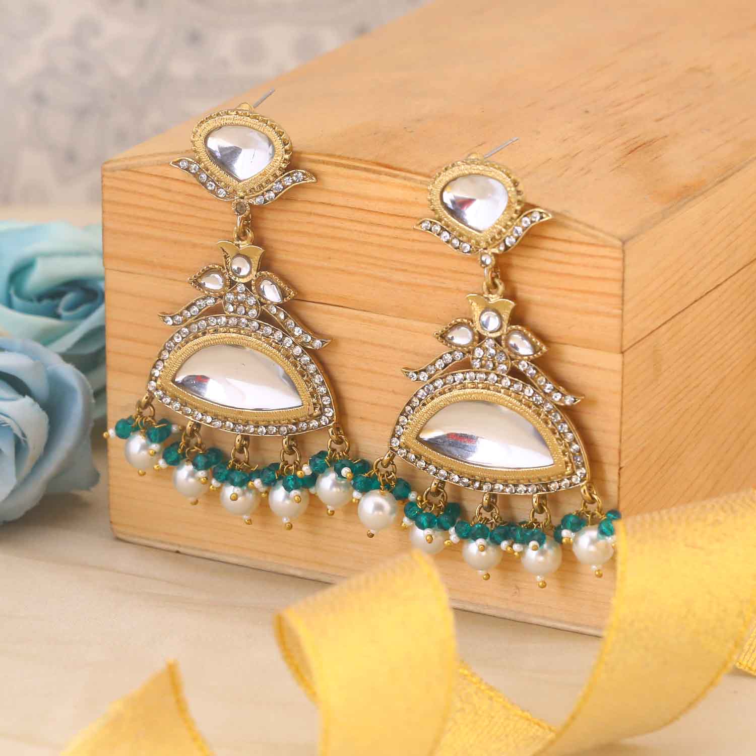 Emerald Shahruh Danglers