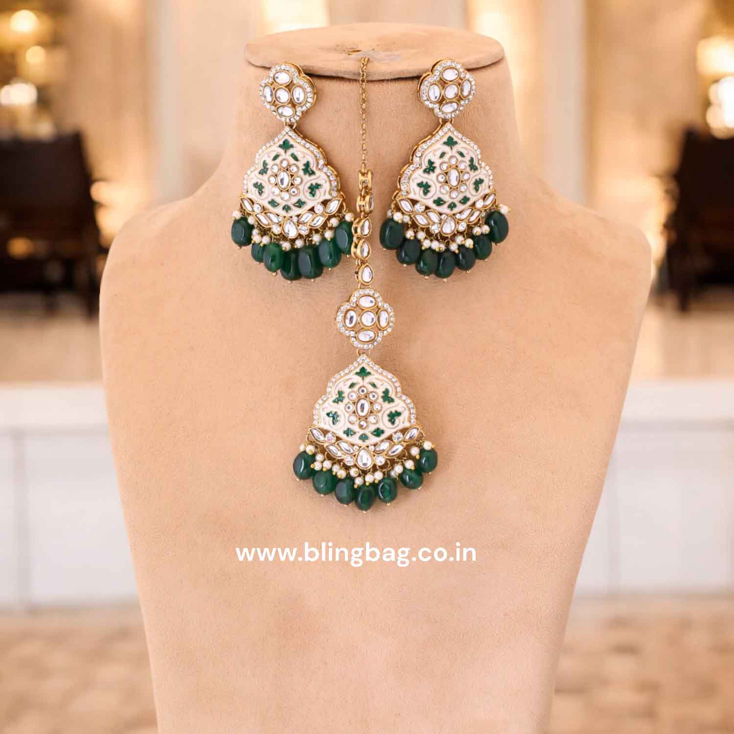 Emerald Shailani Kundan Jewellery Set - Image 3