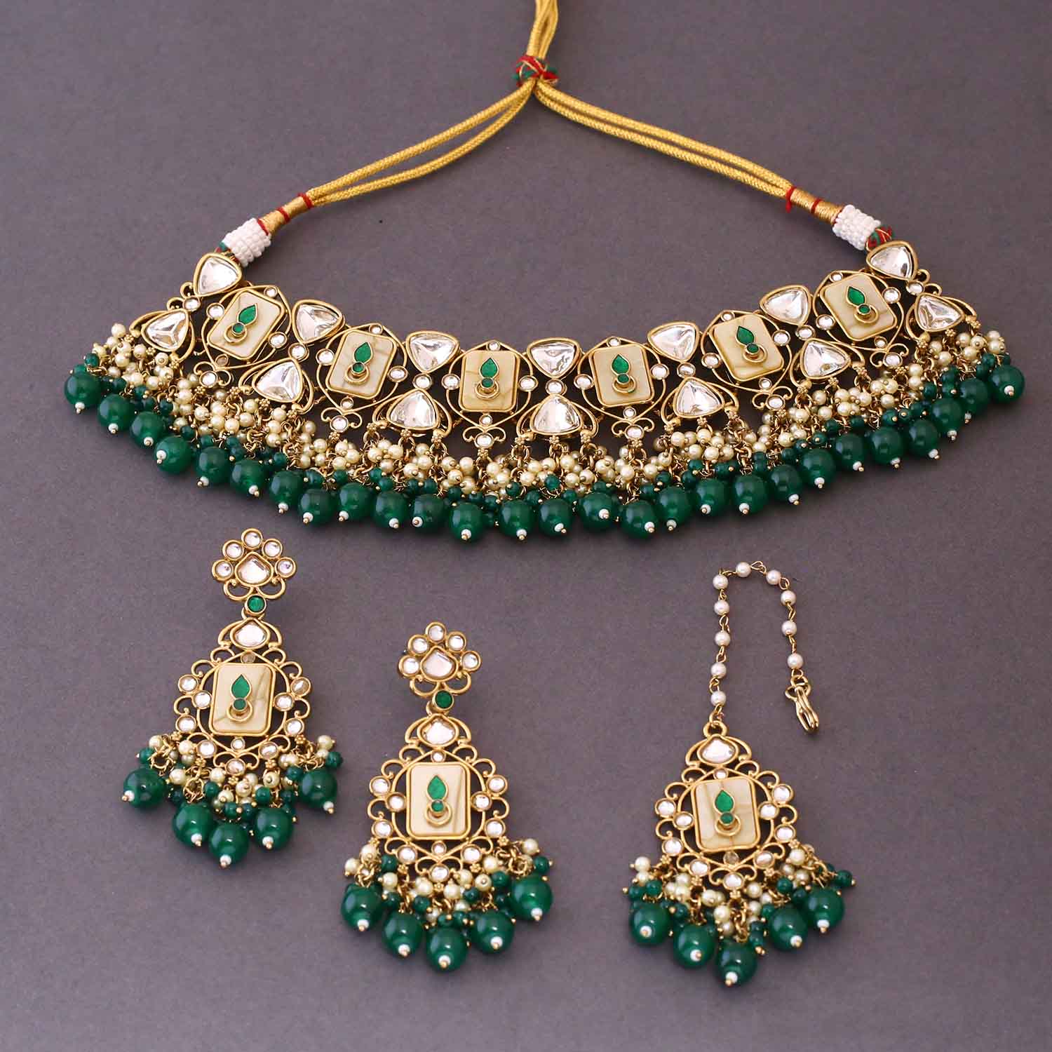 Emerald Sharuni Kundan Jewellery Set - Image 4