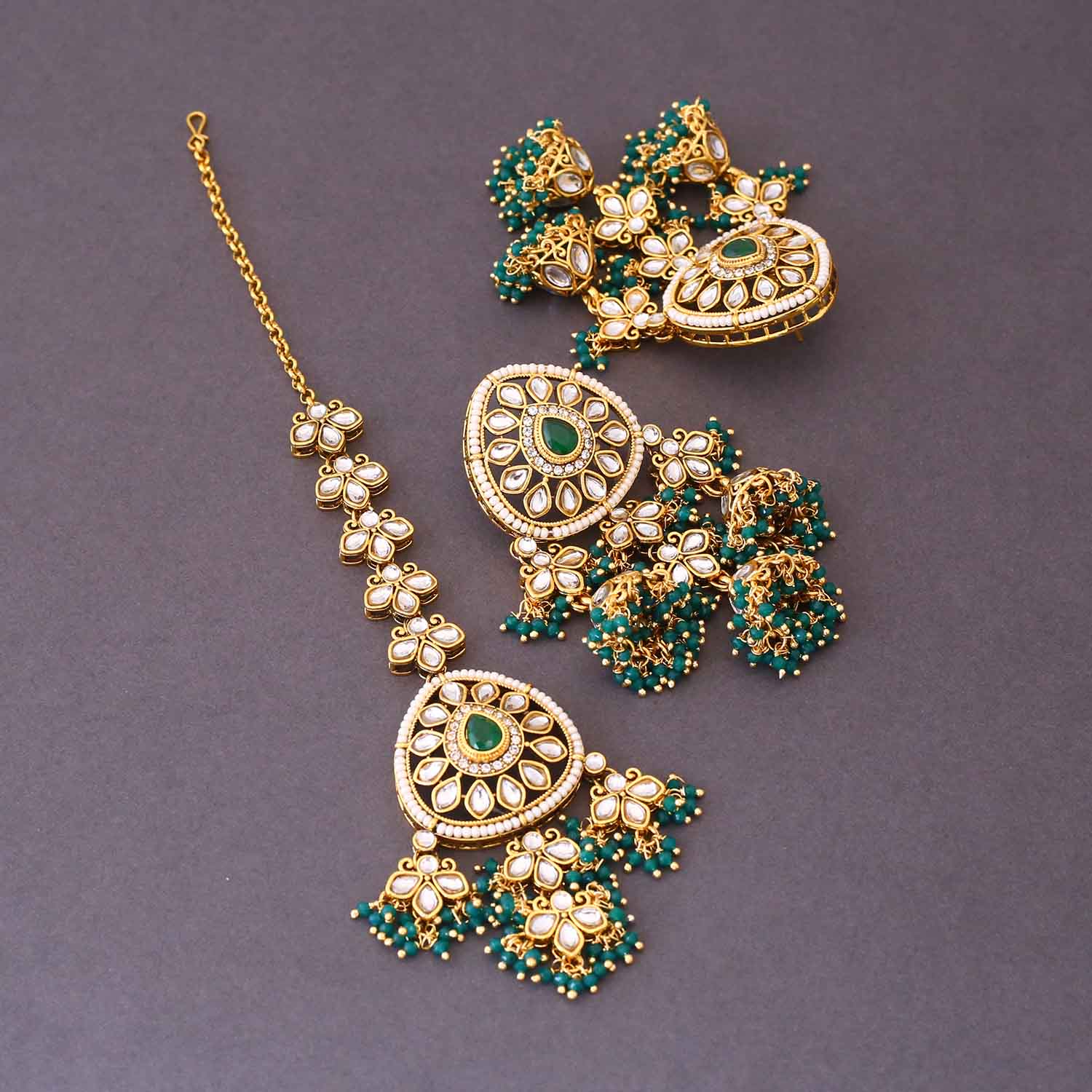 Emerald Shatavari Maang Tikka Set - Image 4