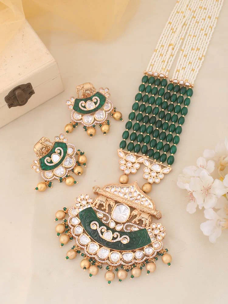 Emerald Shrizal Kundan Jewellery Set - Image 2