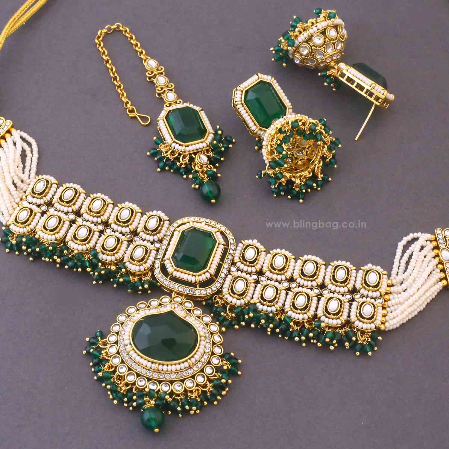 Emerald Shyamala Kundan Jewellery Set - Image 6