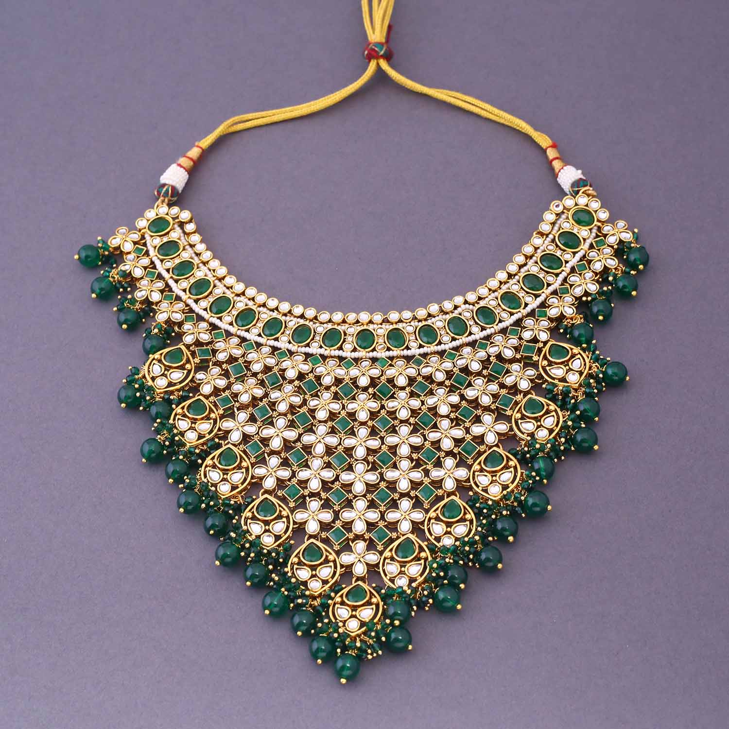 Emerald Smarak Bridal Jewellery Set - Image 3