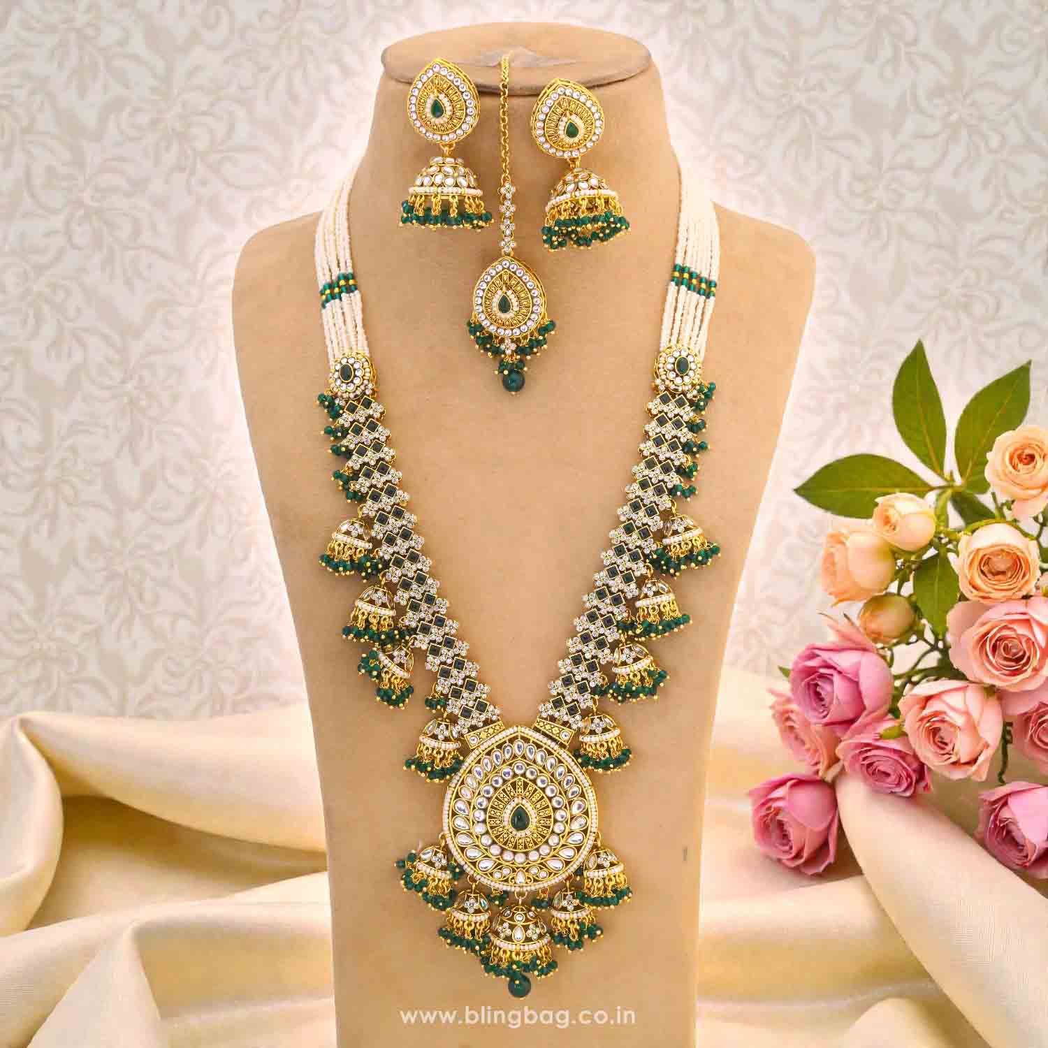 Emerald Surina Kundan Jewellery Set - Image 3