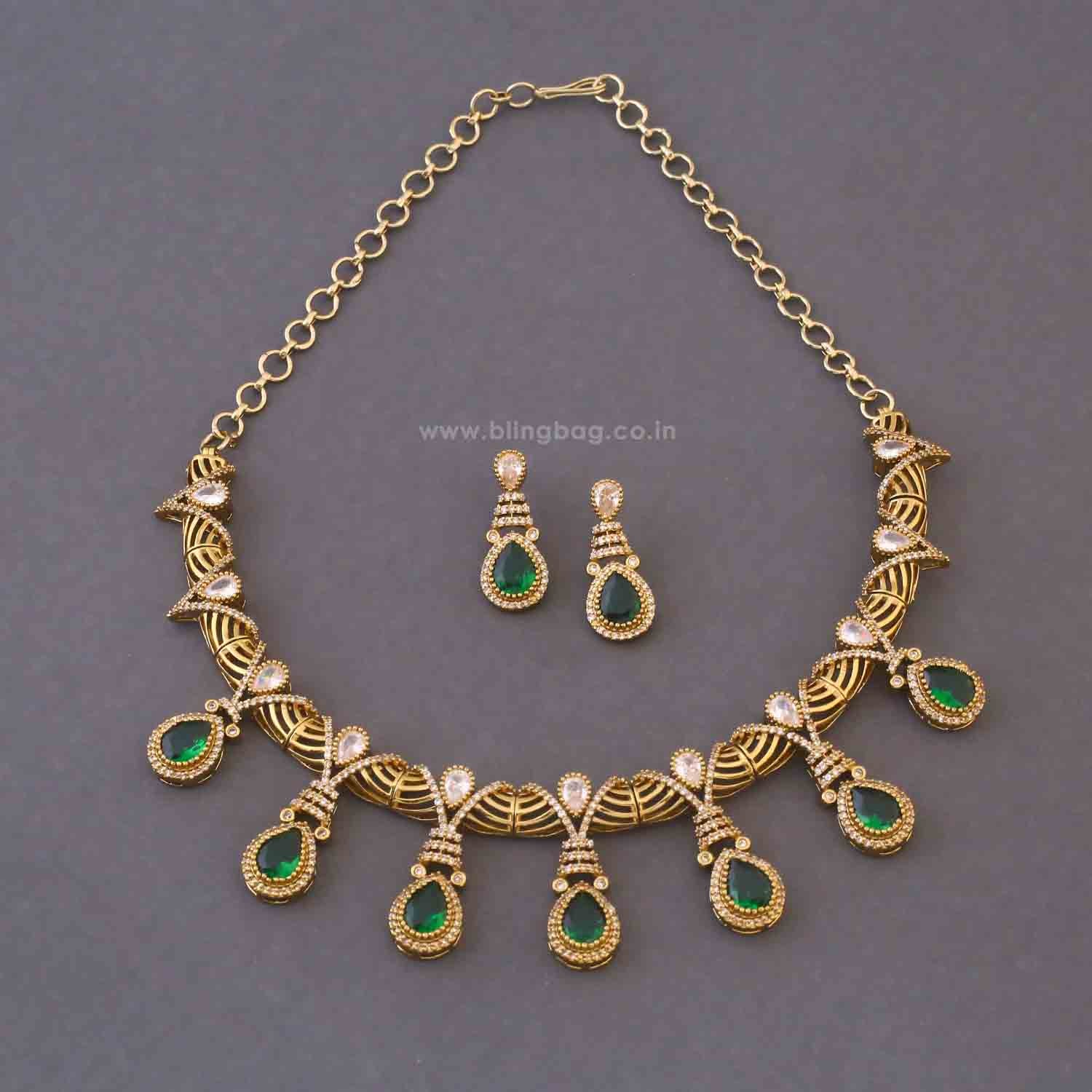 Emerald Sylara Hasli Victorian Jewellery Set - New Arrival - Image 4