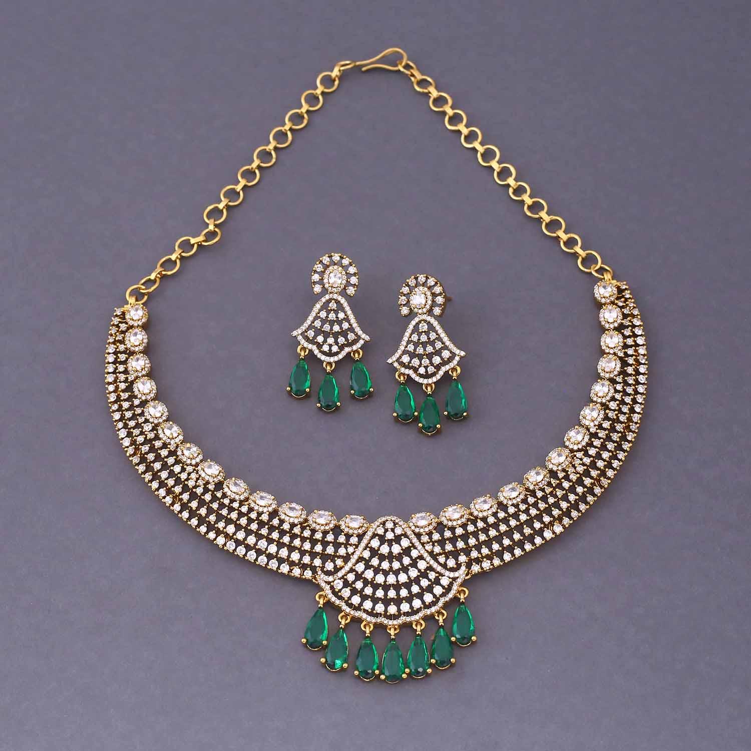 Emerald Tarini Hasli Victorian Jewellery Set - New Arrival - Image 4