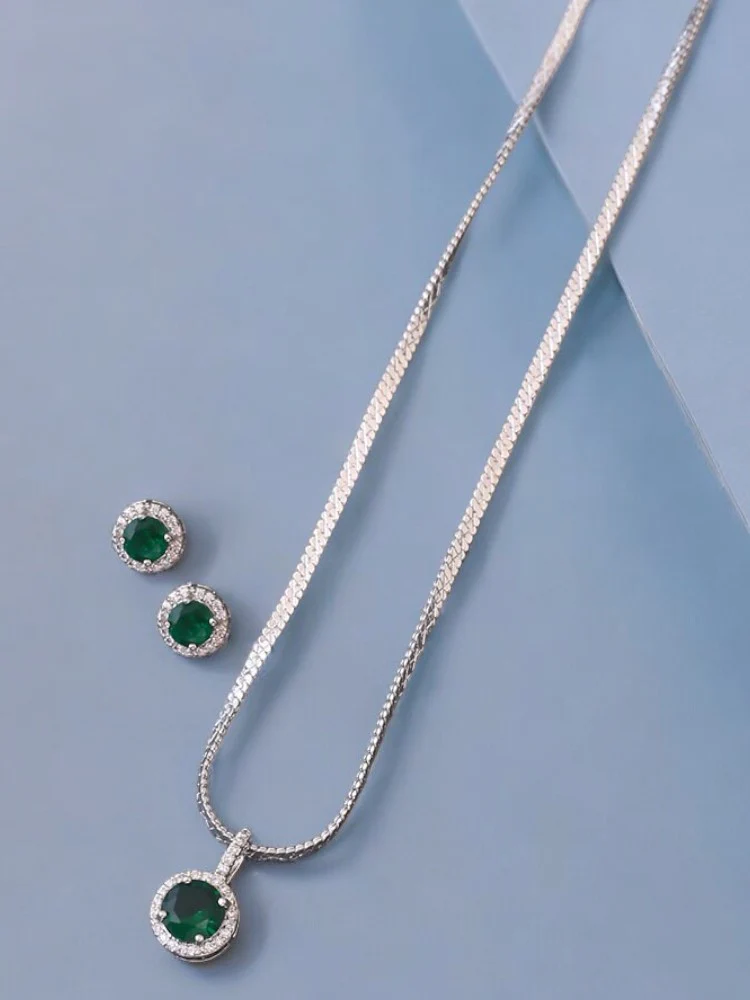 Emerald Teagan Pendant Set - Image 2