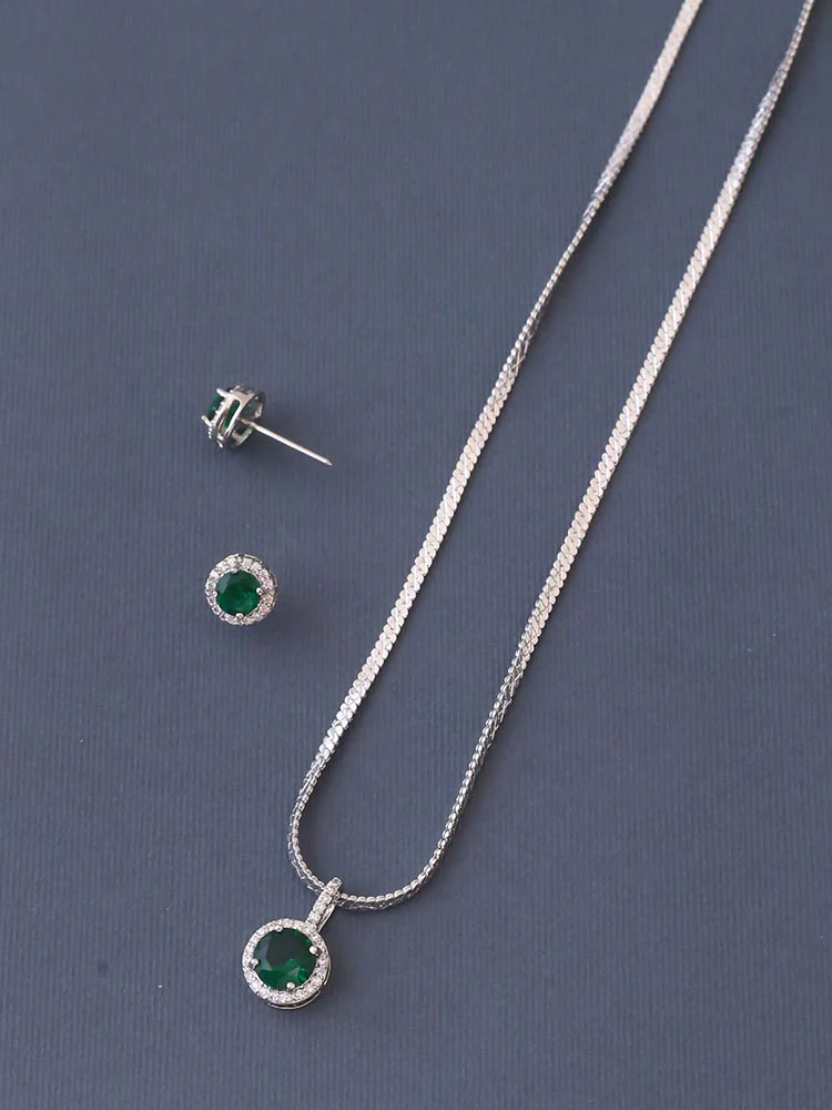 Emerald Teagan Pendant Set - Image 4