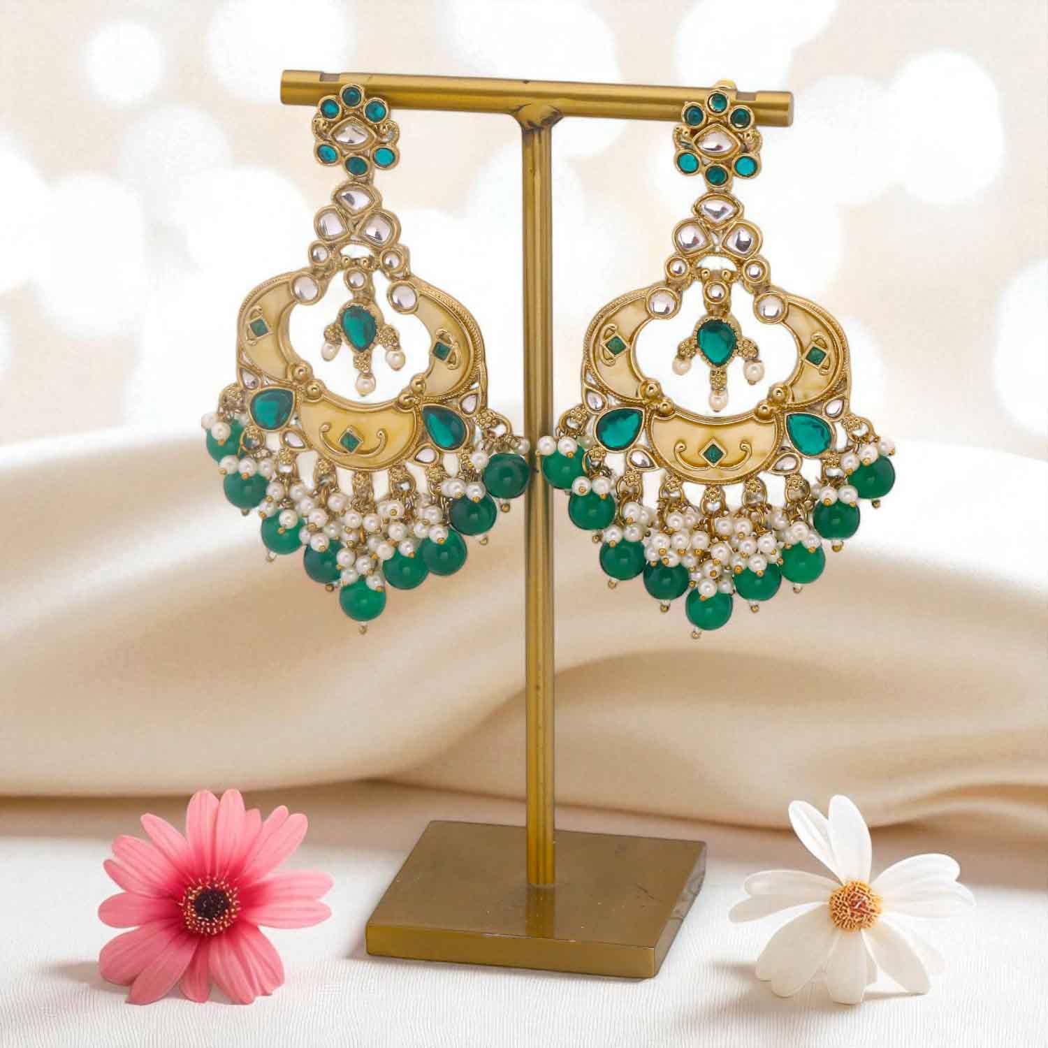 Emerald Ulviya Chandbalis