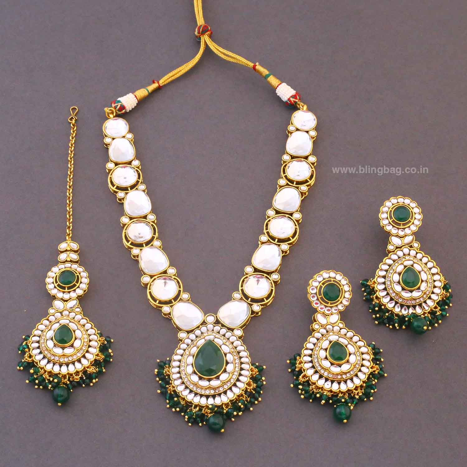 Emerald Umisha Kundan Jewellery Set - Image 4
