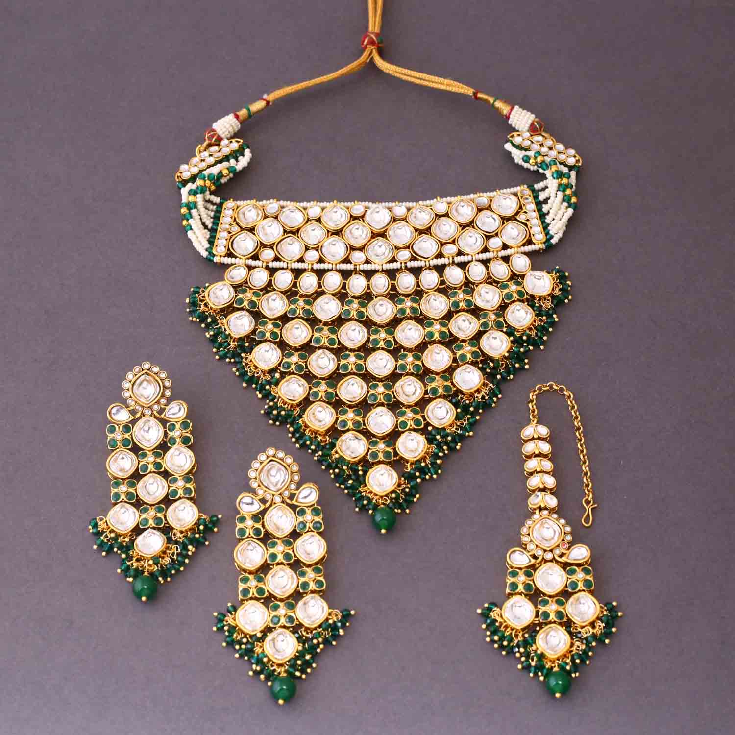 Emerald Urmisha Kundan Jewellery Set - Image 4