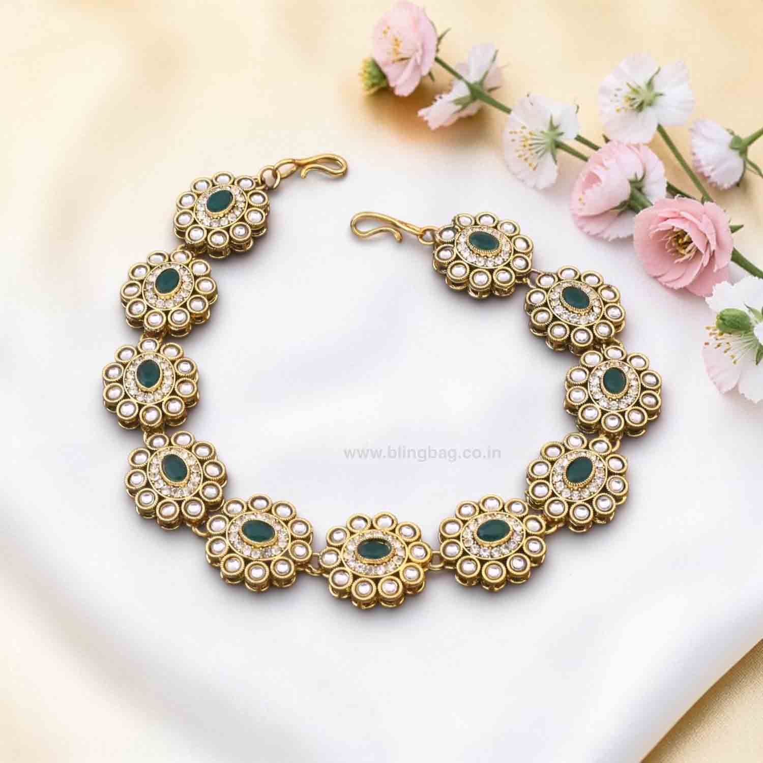Emerald Uttara Matha Patti