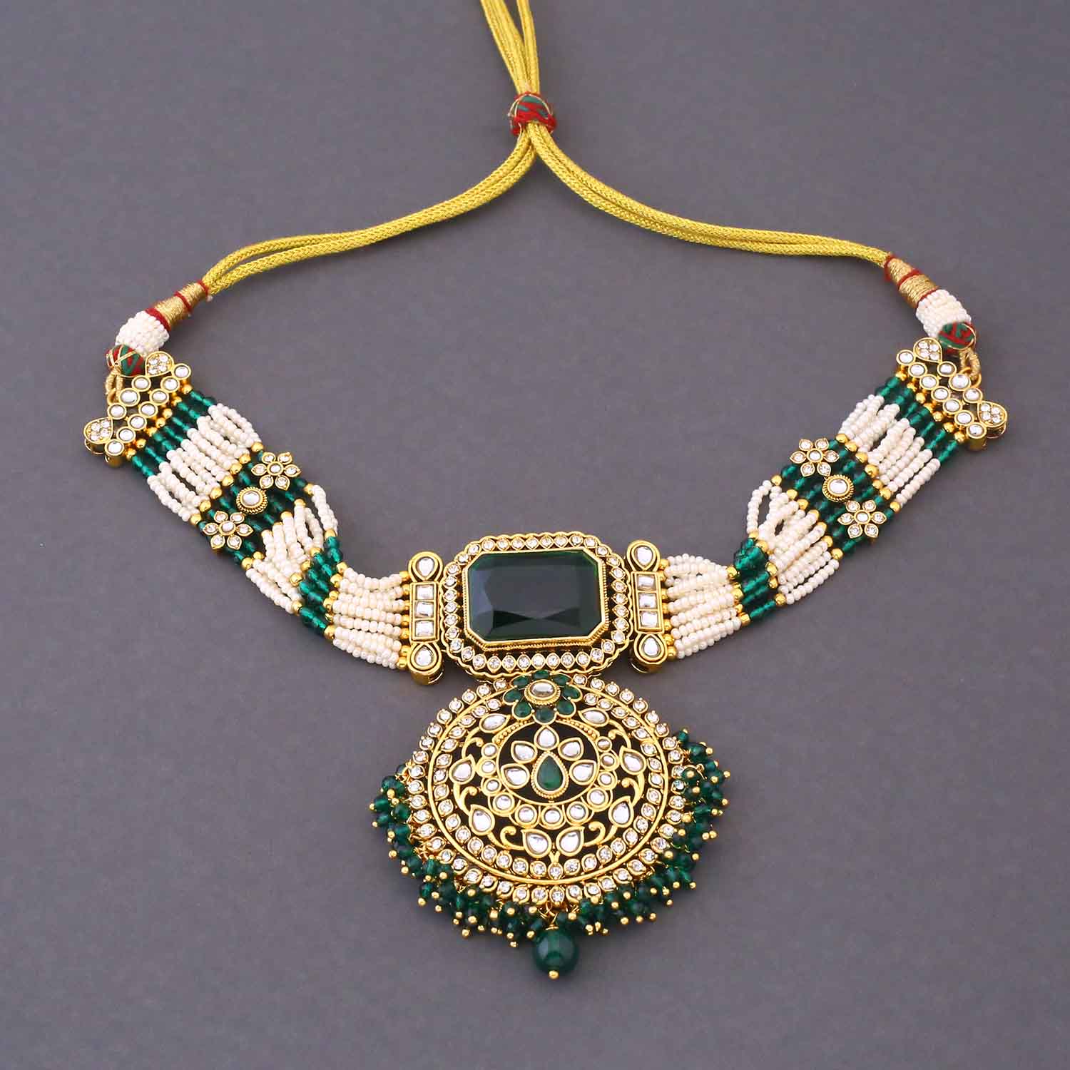 Emerald Varnika Kundan Bridal Jewellery Set - Image 4