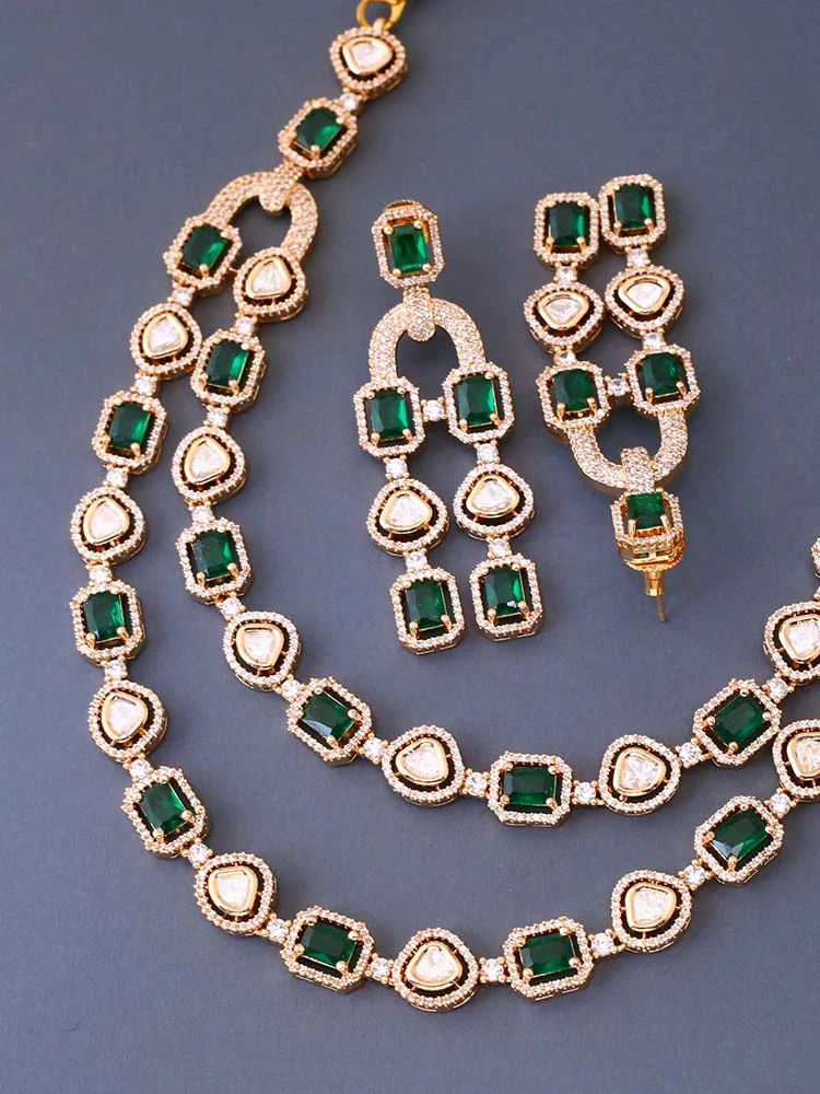 Emerald Xavier Victorian Jewellery Set - Image 4