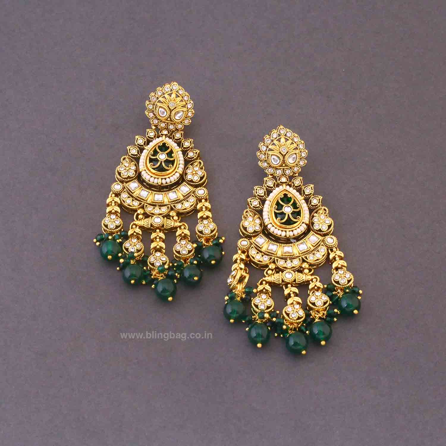 Emerald Yagna Kundan Bridal Jewellery Set - Image 7
