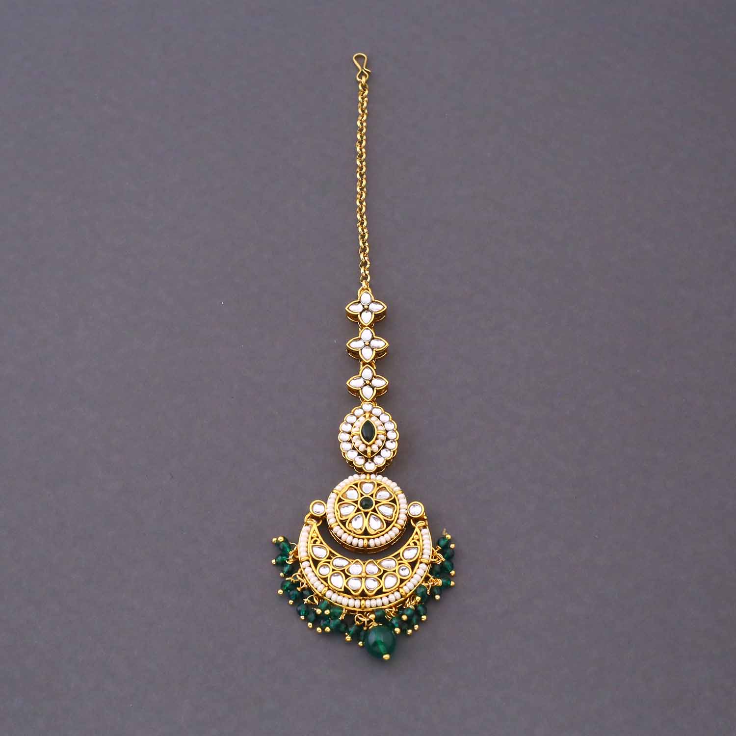 Emerald Yamika Kundan Bridal Jewellery Set - Image 6
