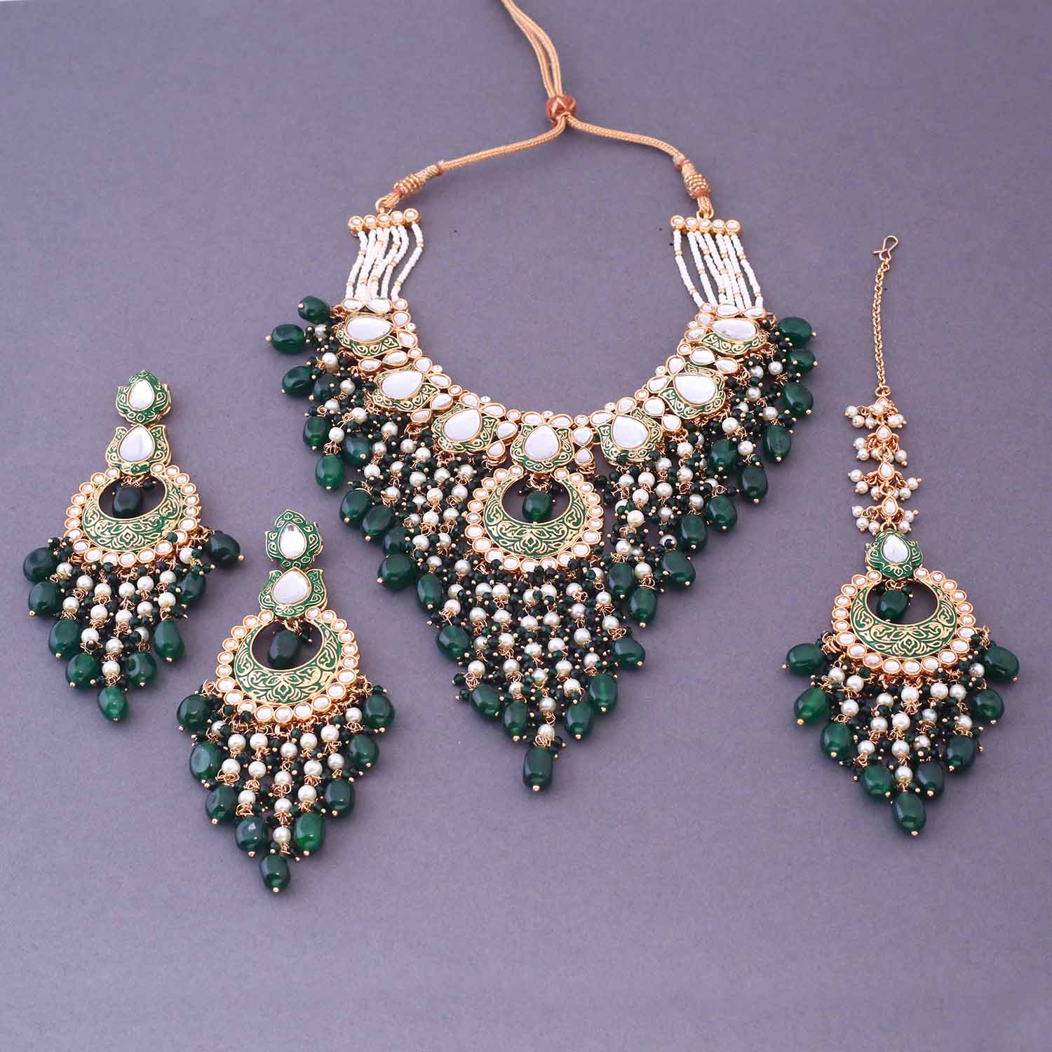 Emerald Yashuma Kundan Jewellery Set - Image 4