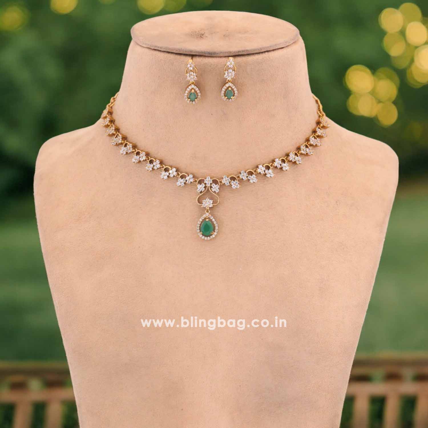 Emerald Zendaya Victorian Jewellery Set-New Arrival - Image 2