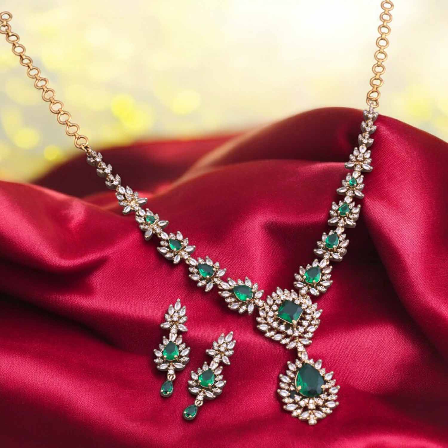 Emerald Zonia Victorian Jewellery Set - New Arrival