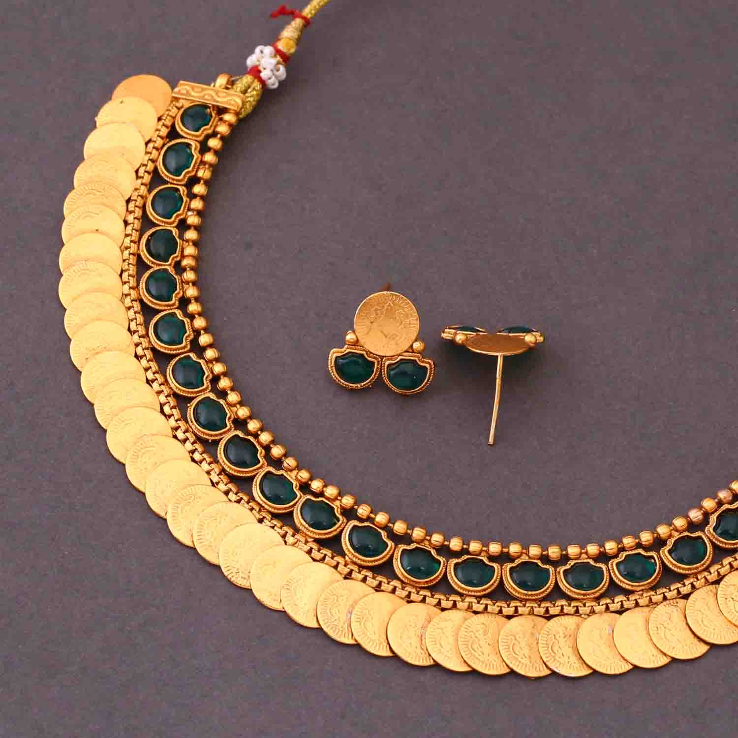 Golden Aanshi Antique Jewellery Set - New Arrival - Image 4