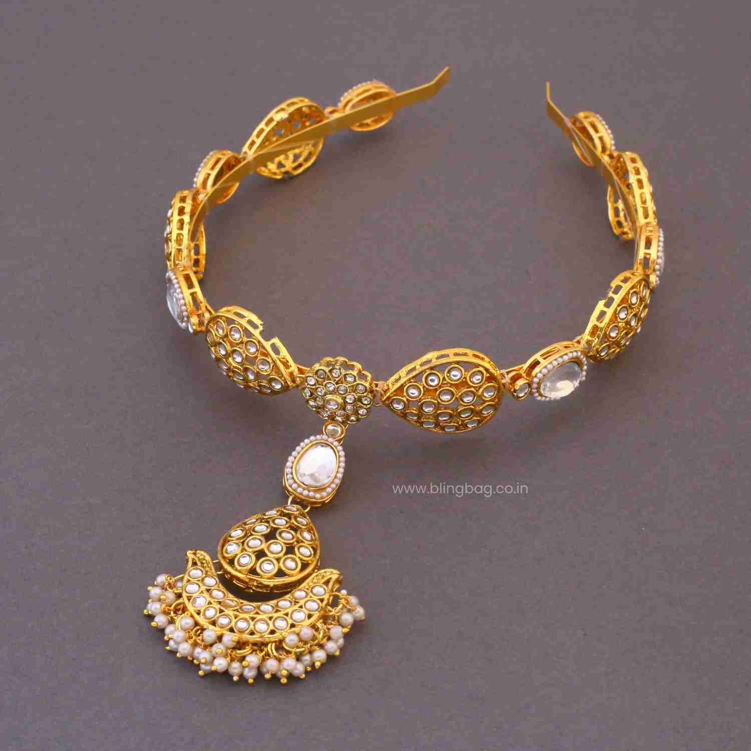 Golden Aanyaa Hairband With Tikka - Image 3